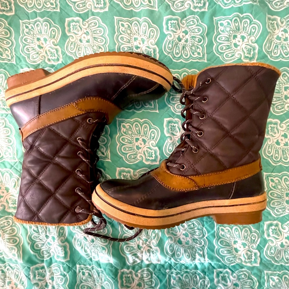 Call it spring Hiking/rain boots 🥾 ✨
